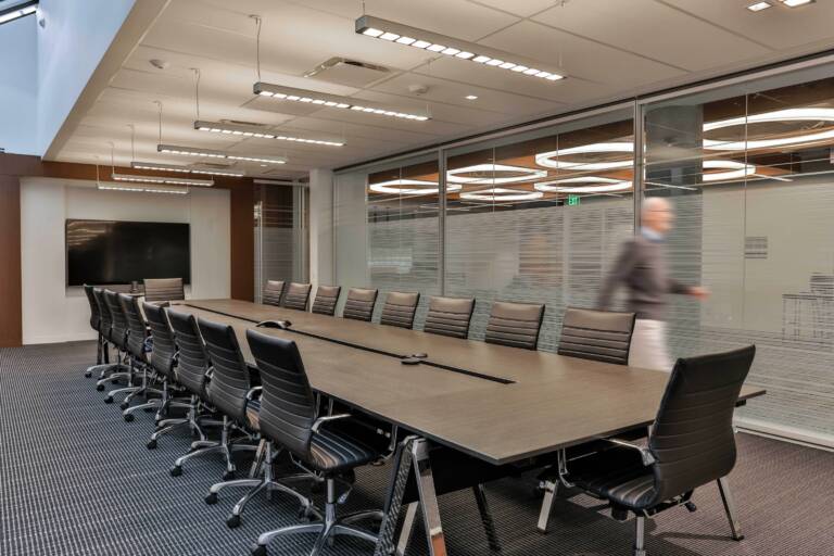 011 NWA Web Mahler Photography 20201111 Graphite NWAIMGL2022 edited